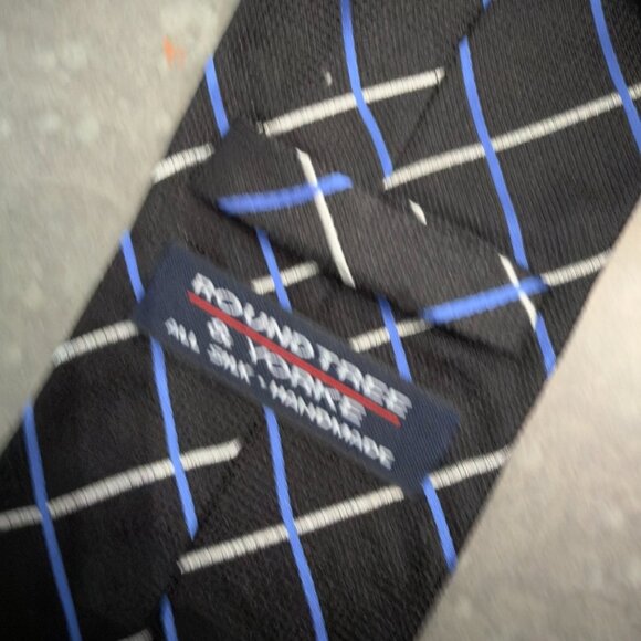 Michael Kors & Stafford Silk Tie Bundle – Classic Gray Paisley & Black Windowpan - Picture 10 of 16